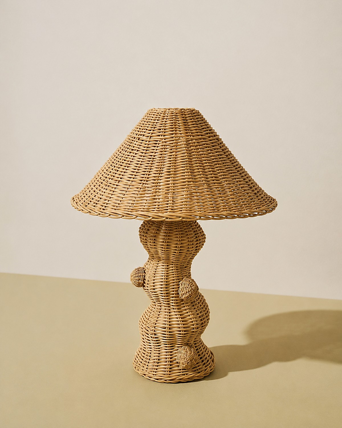 Volcán Table Lamp · Natural