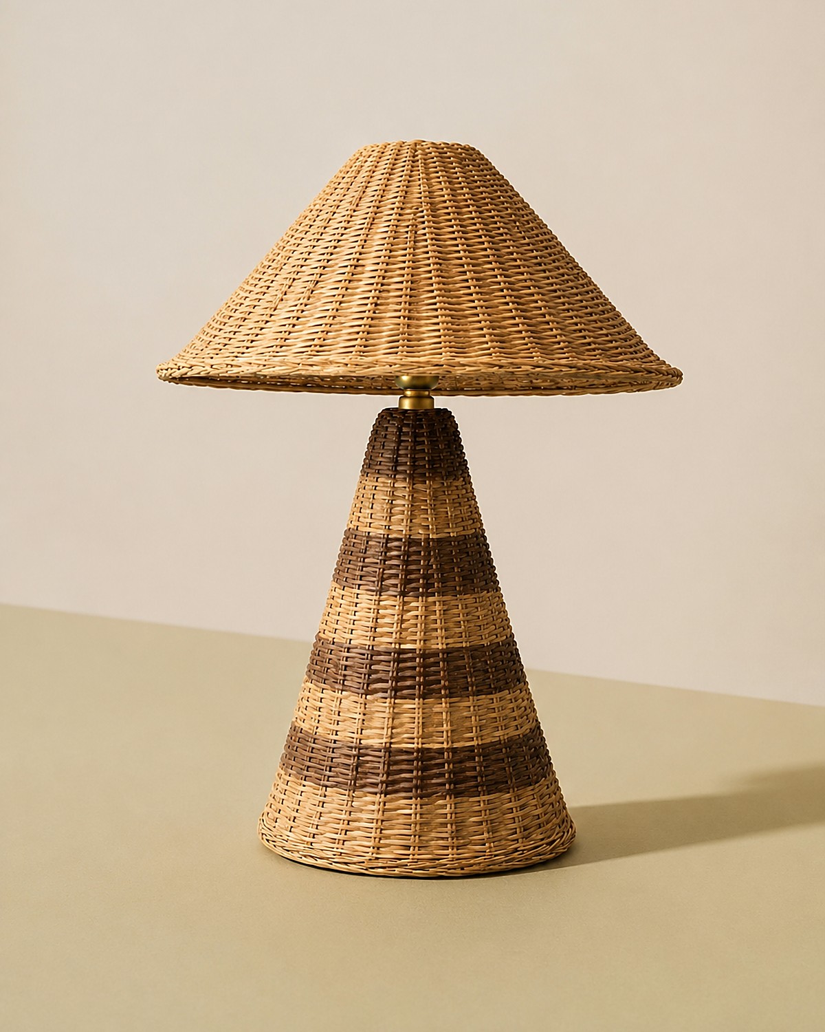Faja Table Lamp