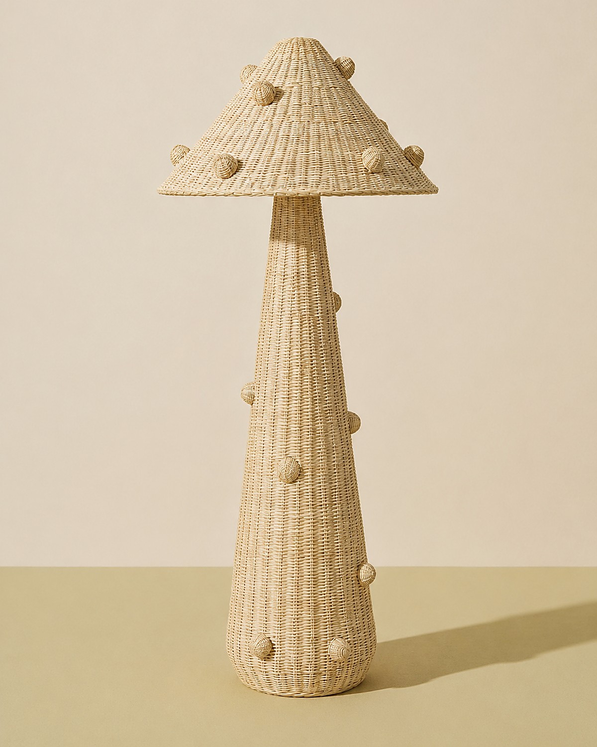 Hongo Floor Lamp